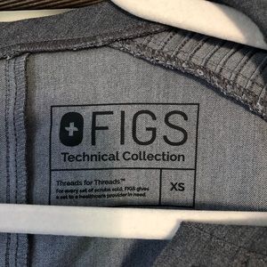 Figs scrub top graphite